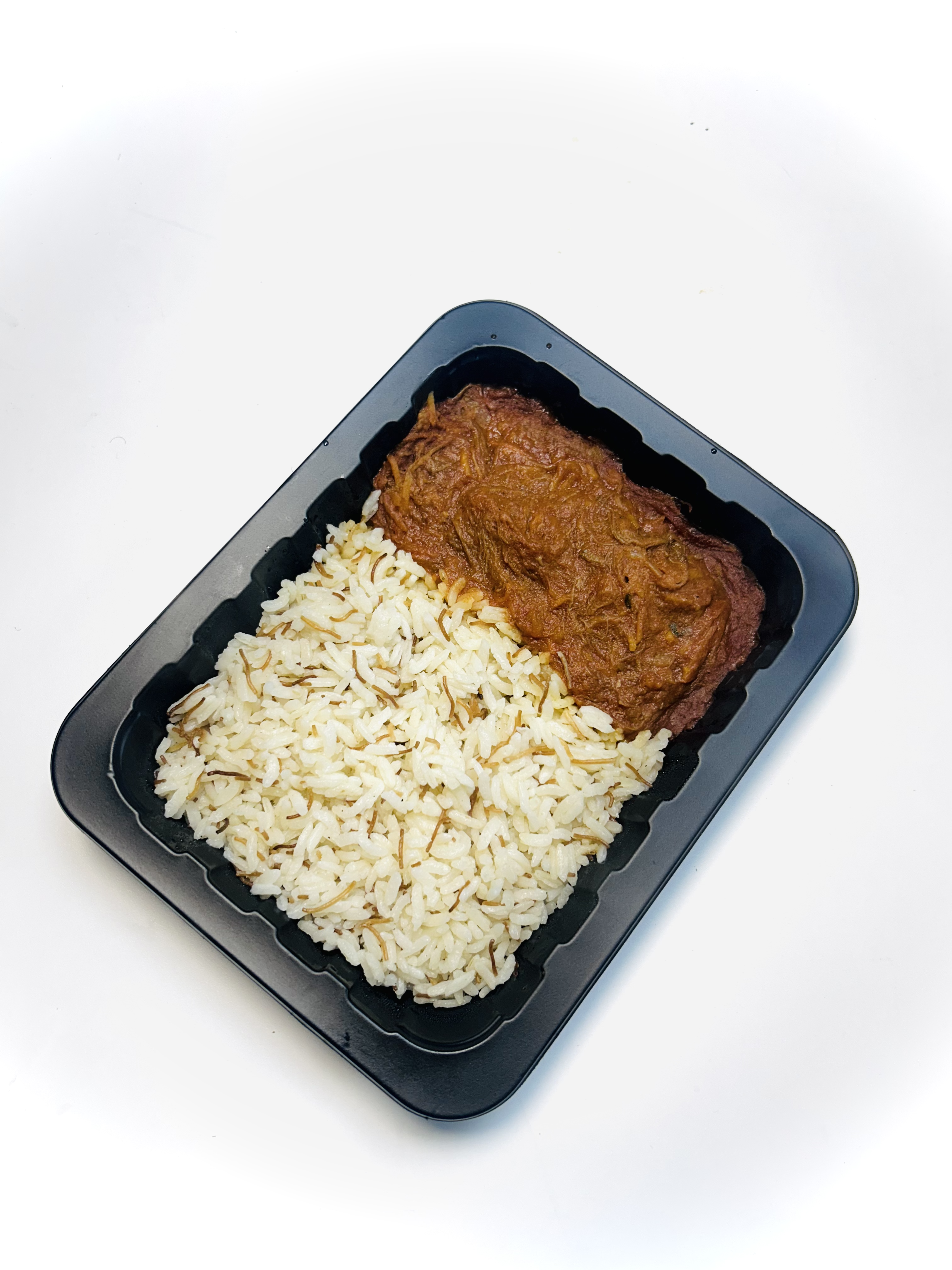 Desmechada Pomodoro con Arroz Árabe